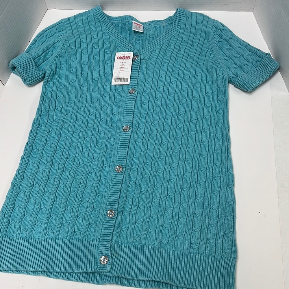 Gymboree girls short sleeve sweater with beautiful buttons!
